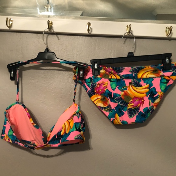 GB Pink Foral Bikini Size L - Picture 3 of 7